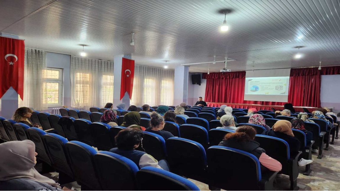 Yeşil Vatan ? Benim Okulum Geleceğe Çare